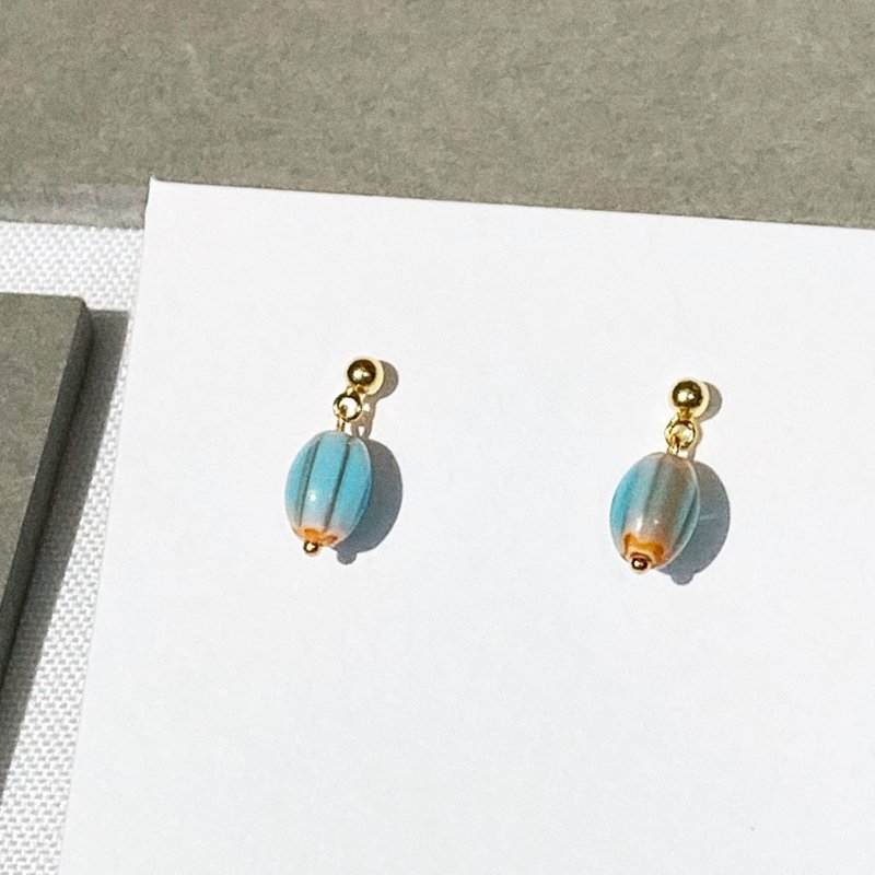 简约耳环 | 粉蓝色 | 粉红色 | 玻璃珠 - 耳环/耳夹 - 半宝石 粉红色