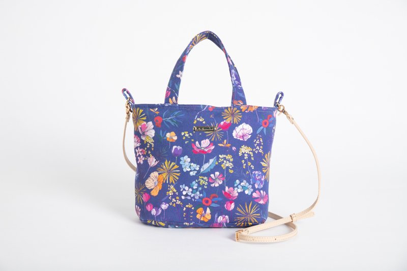 【波丽印花】 超Q皮革肩背束口包 / 琉璃绀 100%棉斜纹布 - 侧背包/斜挎包 - 棉．麻 多色