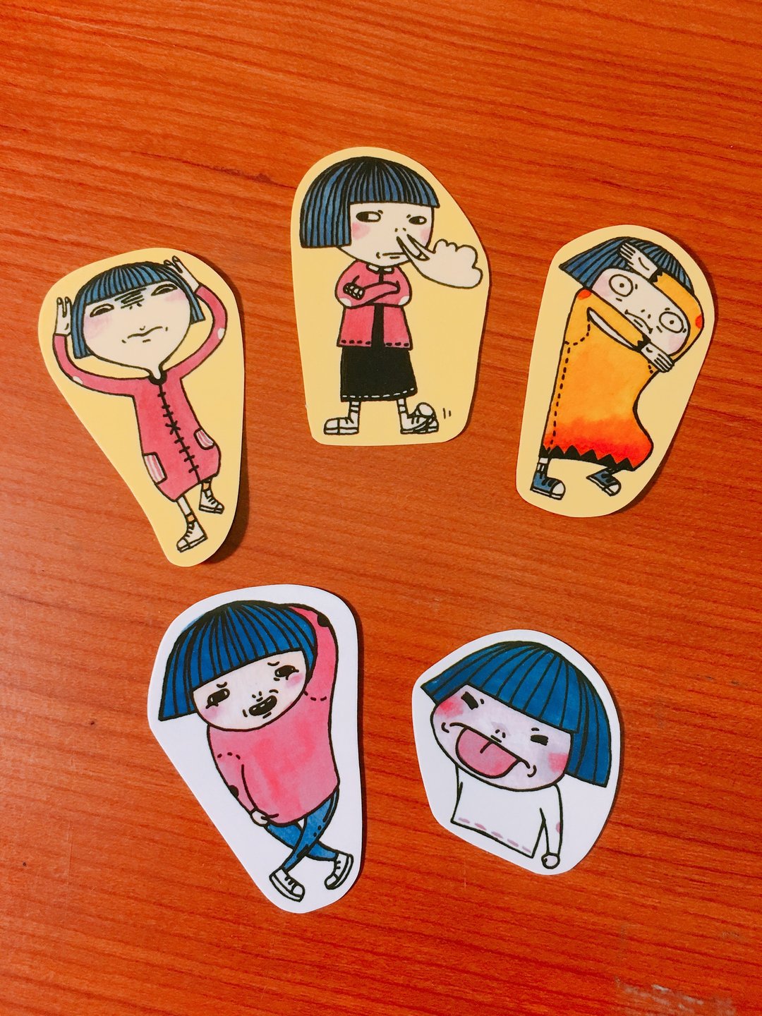 玖玖女孩很有事  生气篇  防水透明贴纸 - 贴纸 - 防水材质 蓝色
