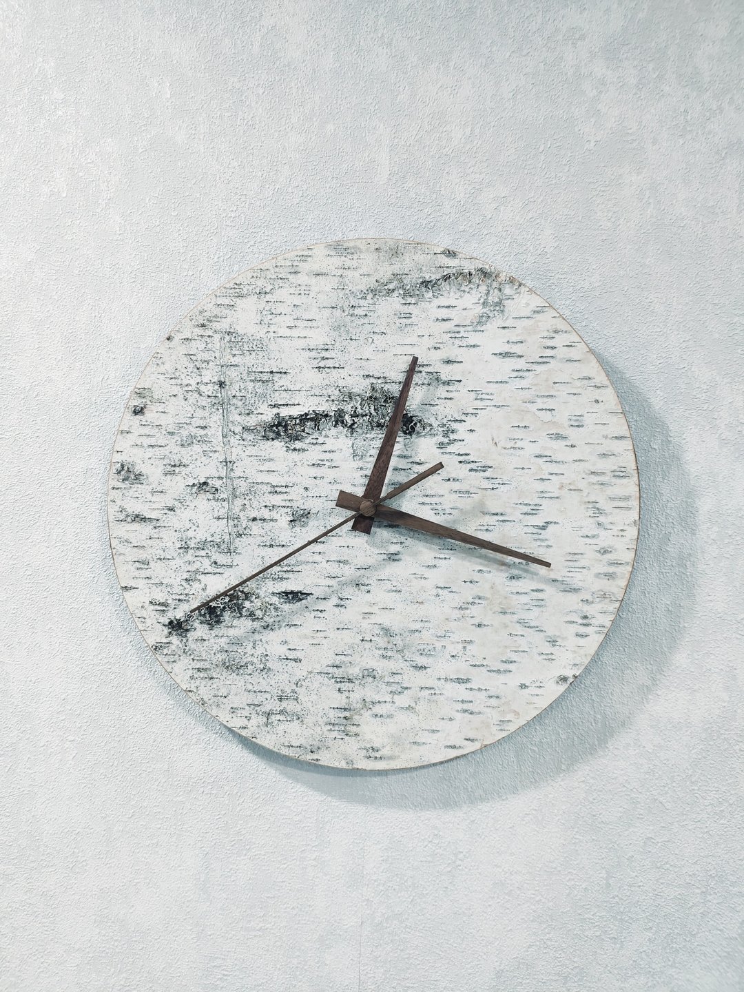Wall Clock art wooden wall clock loft style decorative art gift birch bark - 时钟/闹钟 - 木头 