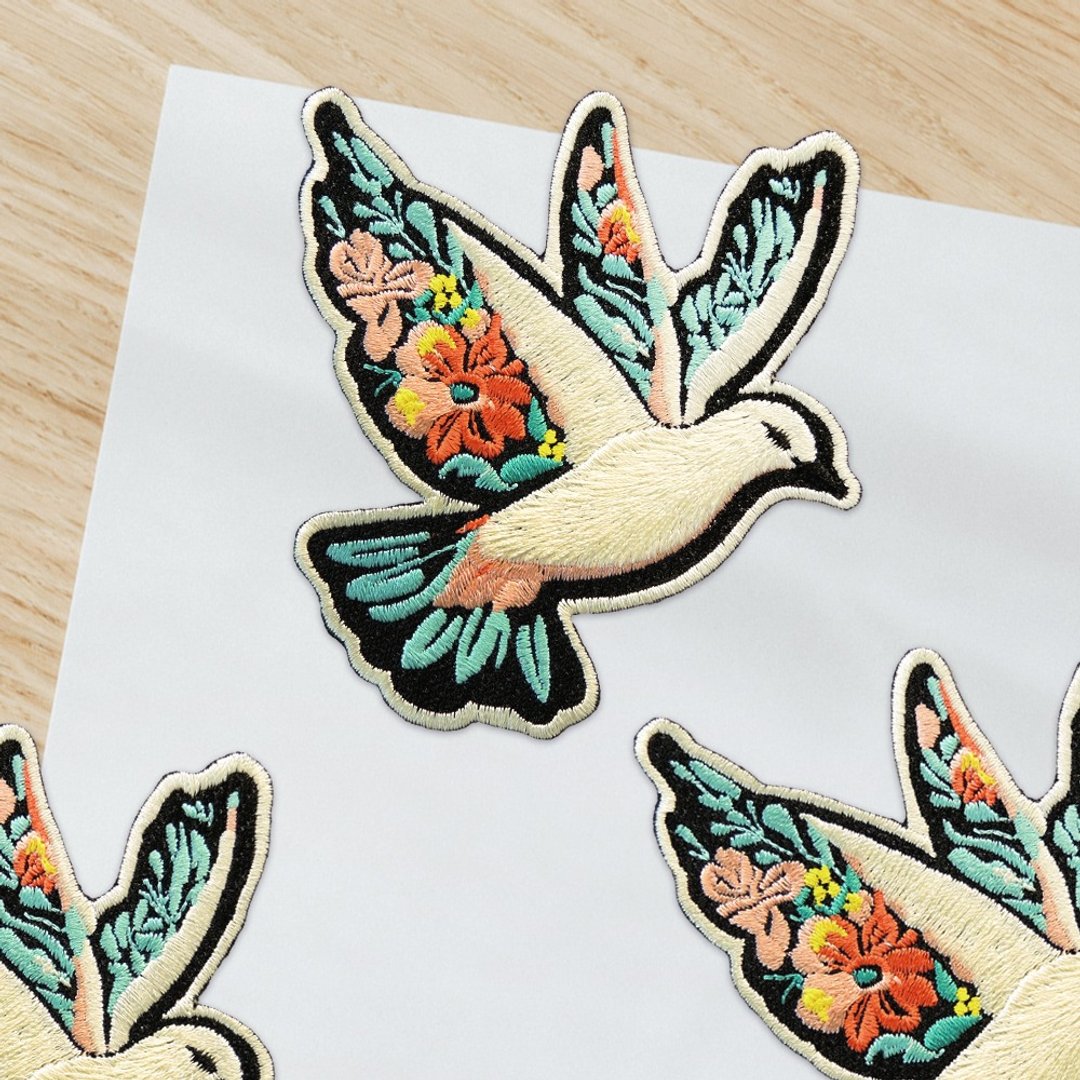 【刺绣布贴】花翎白鸽 Petal Wing Dove - 其他 - 绣线 