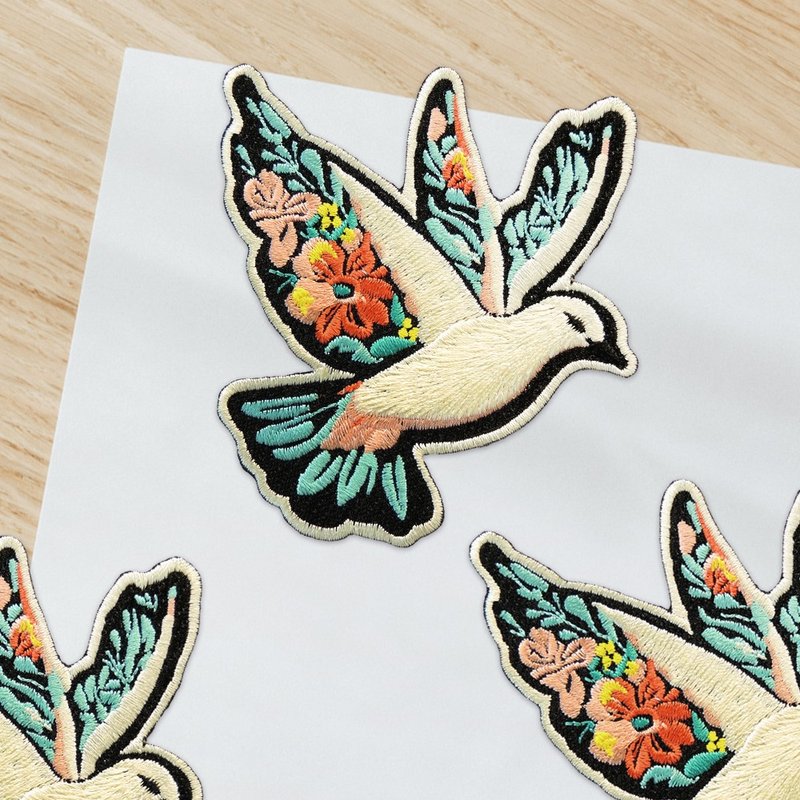 【刺绣布贴】花翎白鸽 Petal Wing Dove - 其他 - 绣线 
