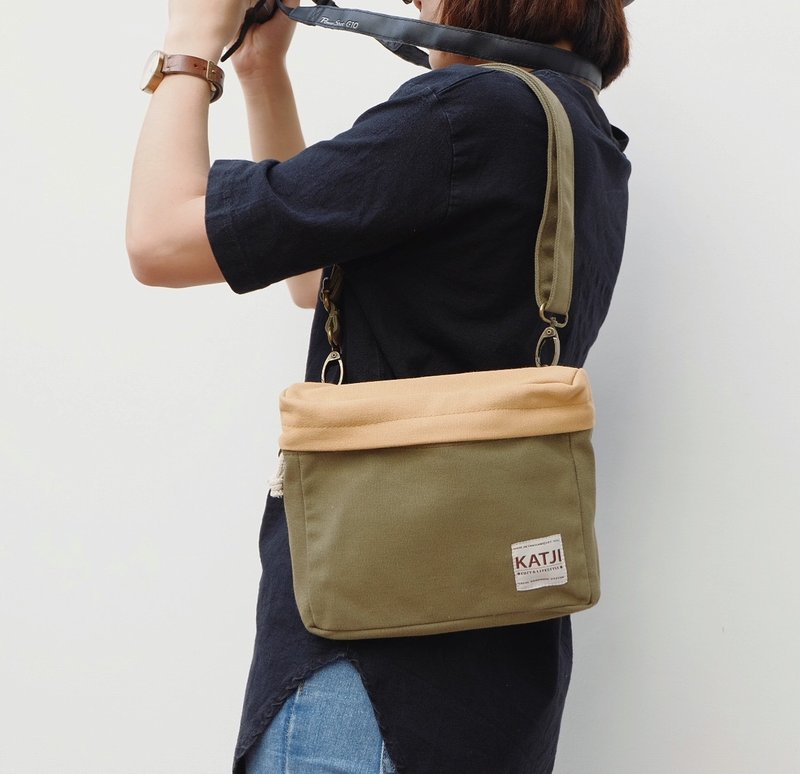 PiP BAG ( Traveller Bag ) : Green x Honey - 侧背包/斜挎包 - 其他材质 绿色