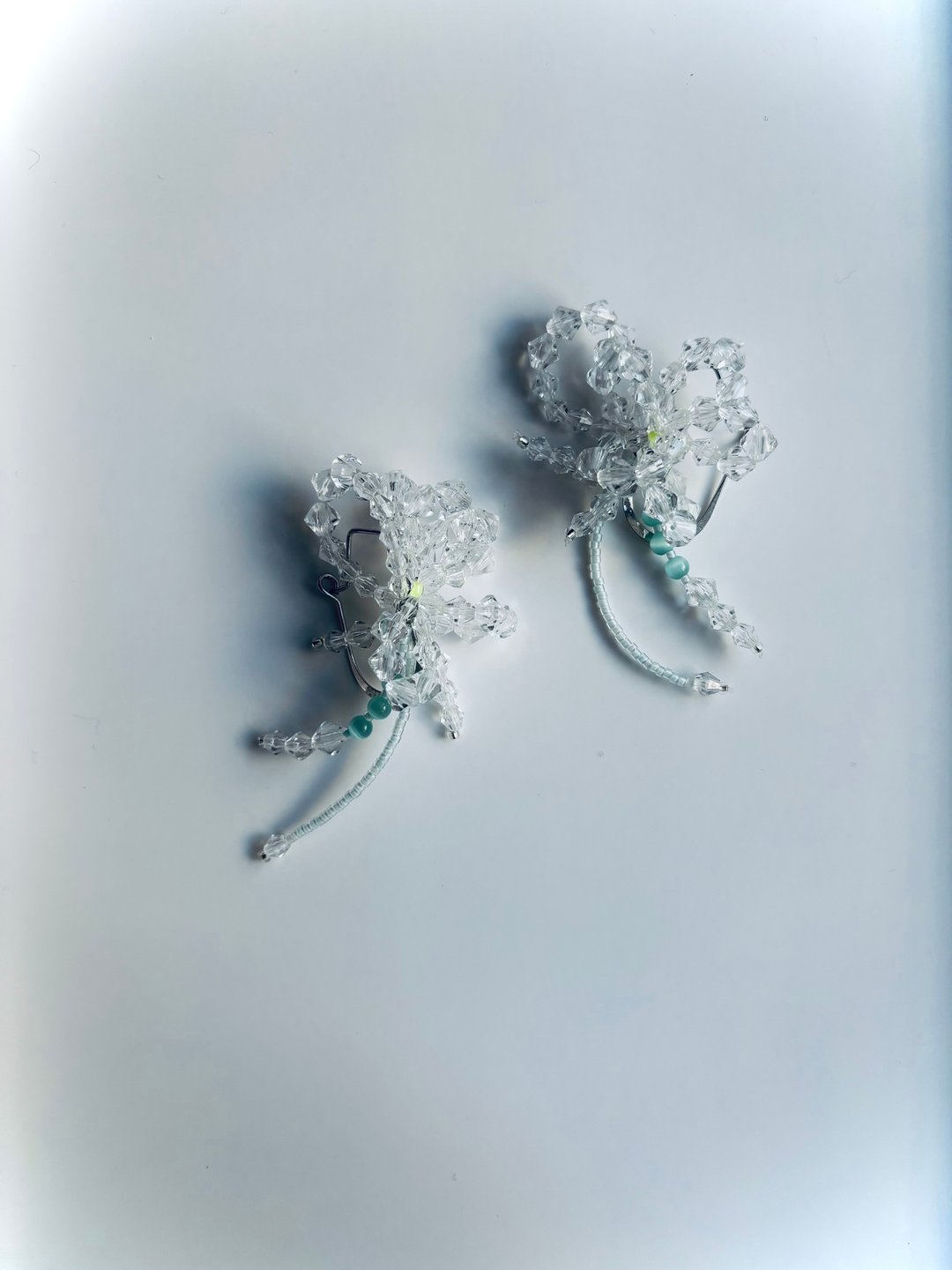 spring earring - 耳环/耳夹 - 琉璃 透明