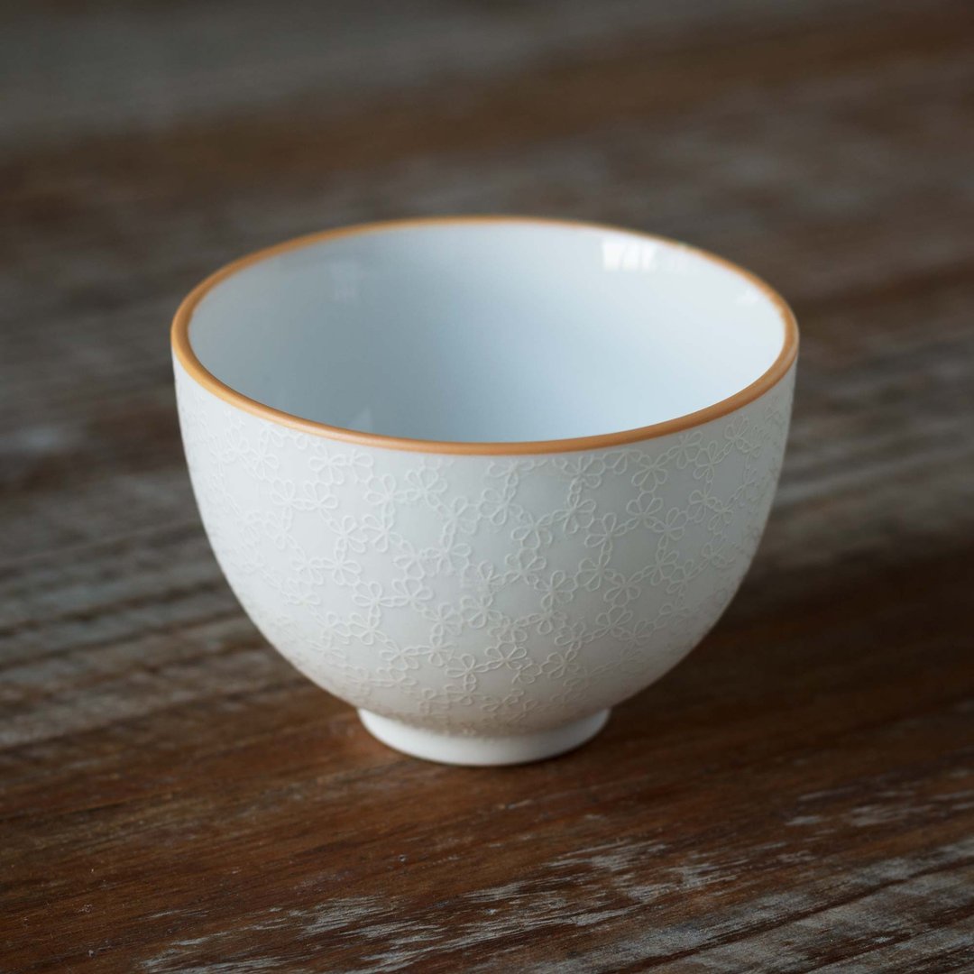日本美浓烧 Yamatsu 春之花 にらはな 丸型汤呑 - 茶具/茶杯 - 陶 白色