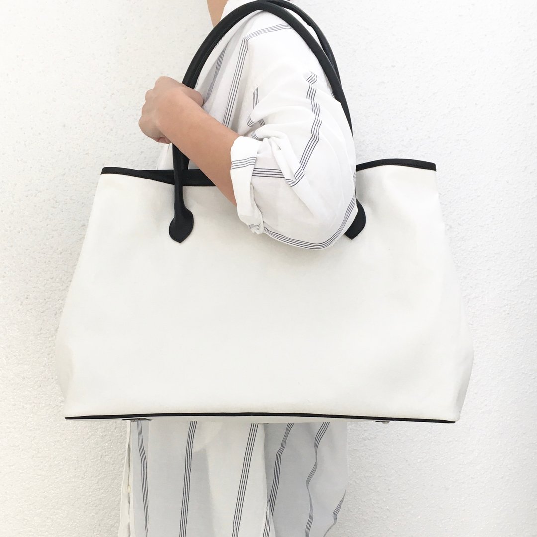 Large-capacity self-supporting No. 11 canvas and leather wide tote bag [off-white] - 手提包/手提袋 - 棉 白色