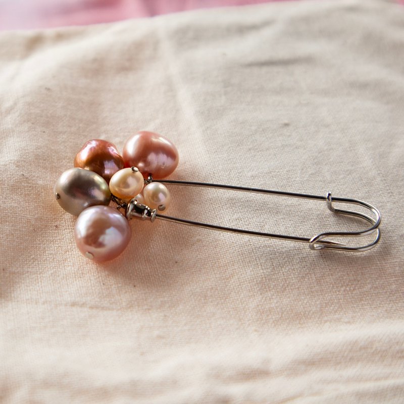 粉米色珍珠别针扣 - 胸针 - 珍珠 粉红色