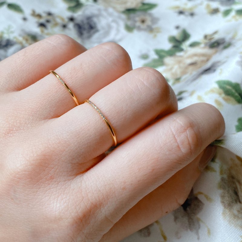 拈翠-18K/9K金真钻细致百搭线戒-三钻款/排钻款 - 戒指 - 半宝石 金色