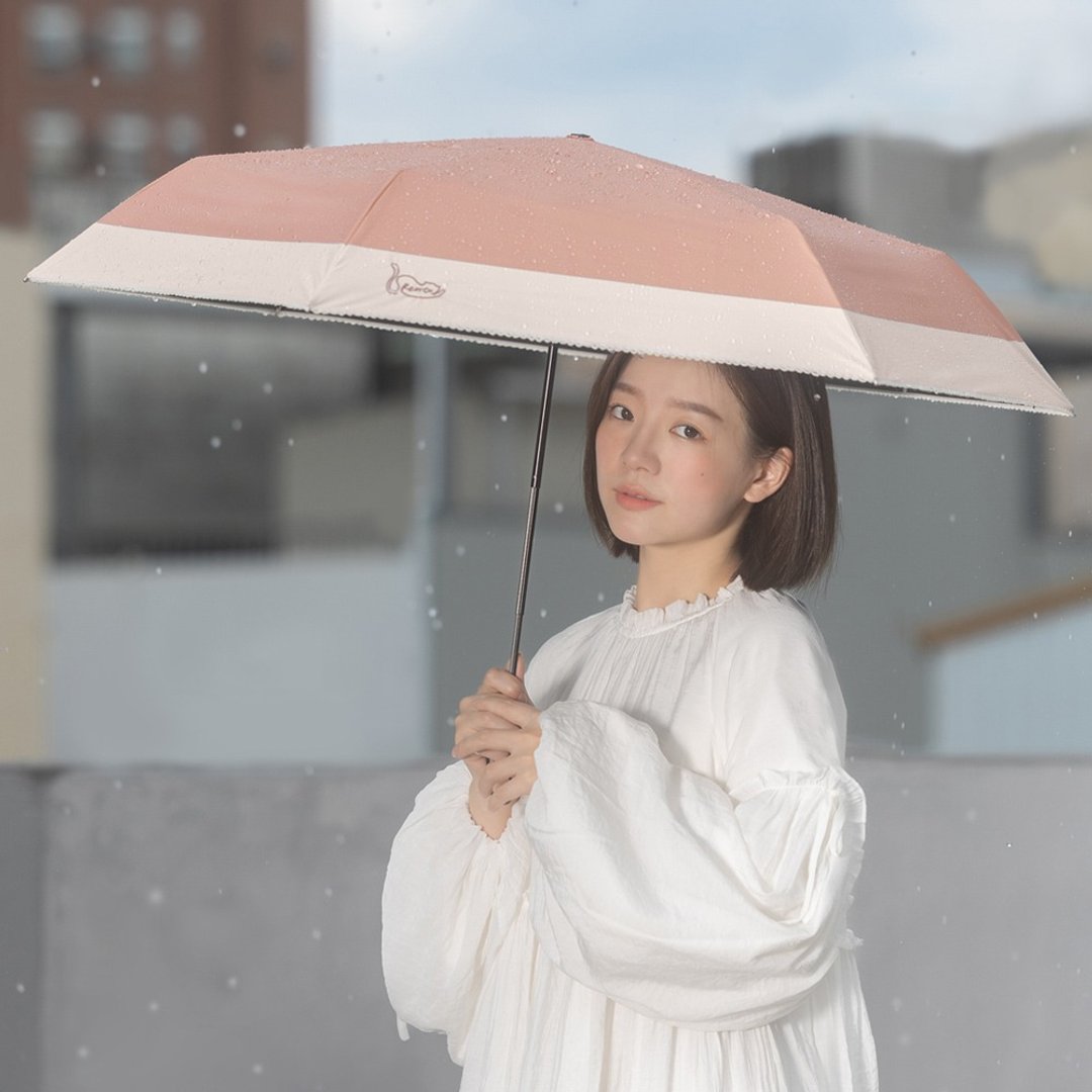 【rento】防晒黑胶刺绣迷你伞-日暮猫 - 雨伞/雨衣 - 防水材质 橘色