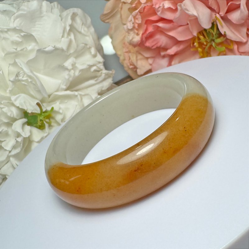 No.229 精品 糖白镯 佘太翠 手镯 内径 56MM 圈口 平安镯 手环 - 手链/手环 - 玉石 橘色