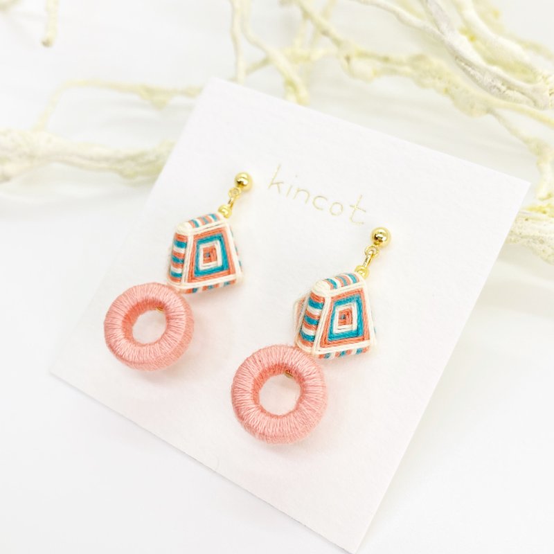 Pincushion hoop earrings Clip-On [salmon] - 耳环/耳夹 - 绣线 粉红色
