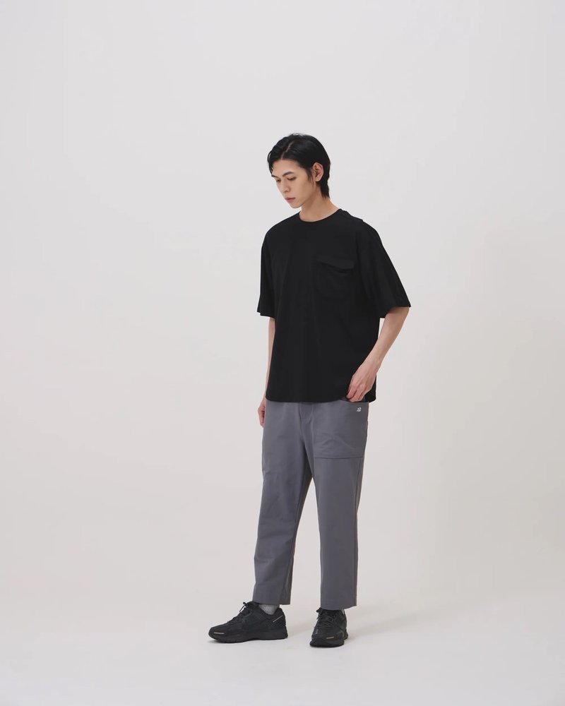 宽版口袋短Tee (黑) - 男装上衣/T 恤 - 棉．麻 黑色
