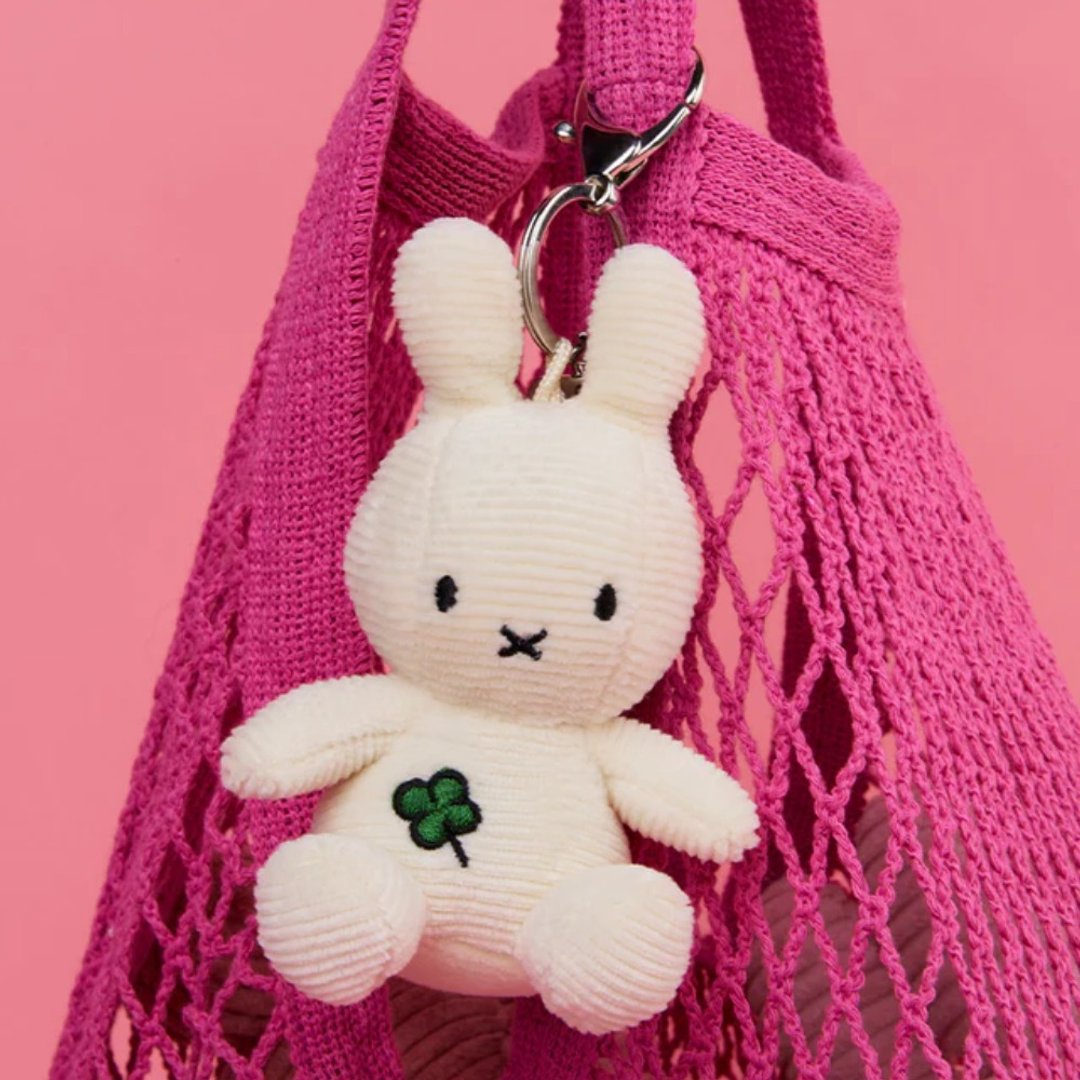 BON TON TOYS Miffy 米菲兔幸运草钥匙圈 - 象牙白 10cm - 钥匙链/钥匙包 - 聚酯纤维 多色