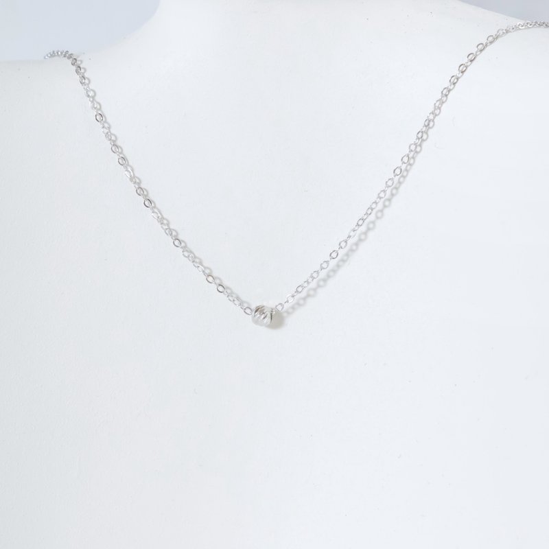 简约单颗闪闪小银球925纯银项链 锁骨链 - 项链 - 纯银 银色