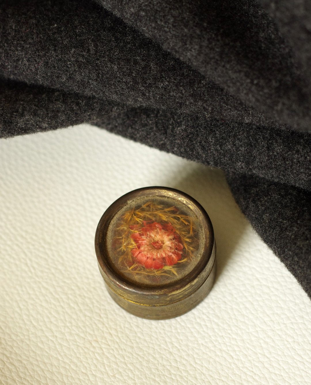 老杂货 古董复古Vintage 圆形干燥花小盒 W175 - 其他 - 其他金属 金色