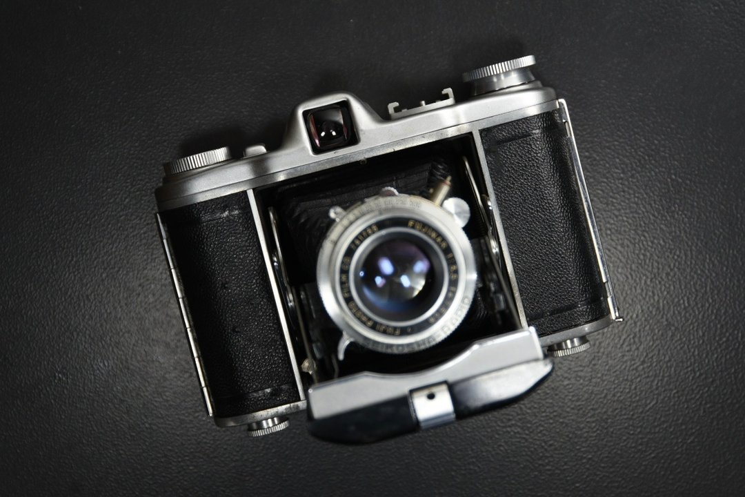 【经典古物】富士 Super Fujica Six 蛇腹相机 中片幅 120底片 - 相机 - 其他金属 