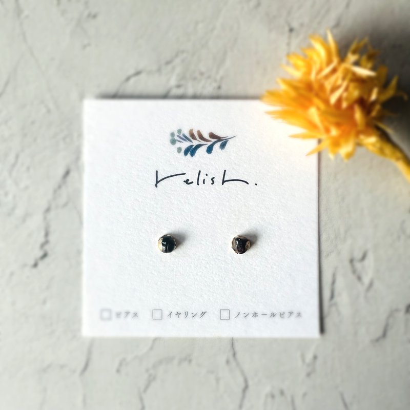 【再次贩售】极小 石榴石 金继（Kintsugi） 耳环 无耳洞耳夹 小巧 精致 简约 红色 烁金 天然石 礼物 赠礼 生日 - 耳环/耳夹 - 石头 红色