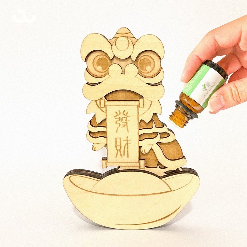 【满额包邮】醒狮扩香片 雷射雕刻 扩香 居家 办公室小物 送礼 - 香薰/精油/线香 - 木头 咖啡色