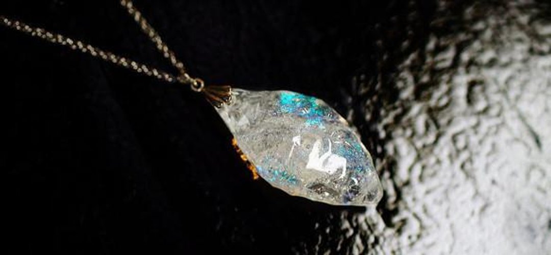 Easy enclosed pendant / drift ice - 项链 - 其他金属 