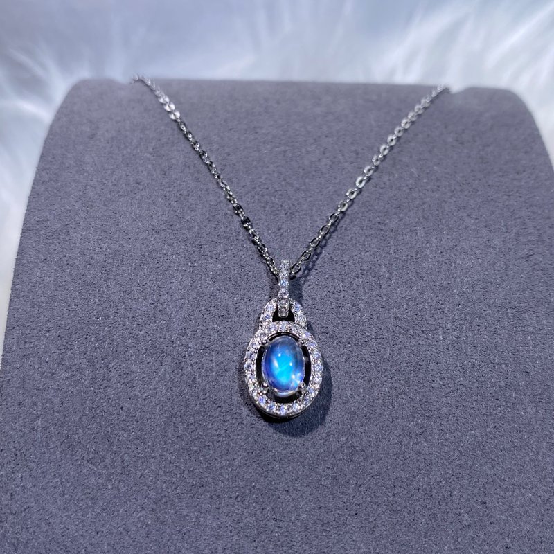 超强蓝晕月光石 天然宝石 目前无现货 下单前请先私讯订制 - 项链 - 宝石 透明