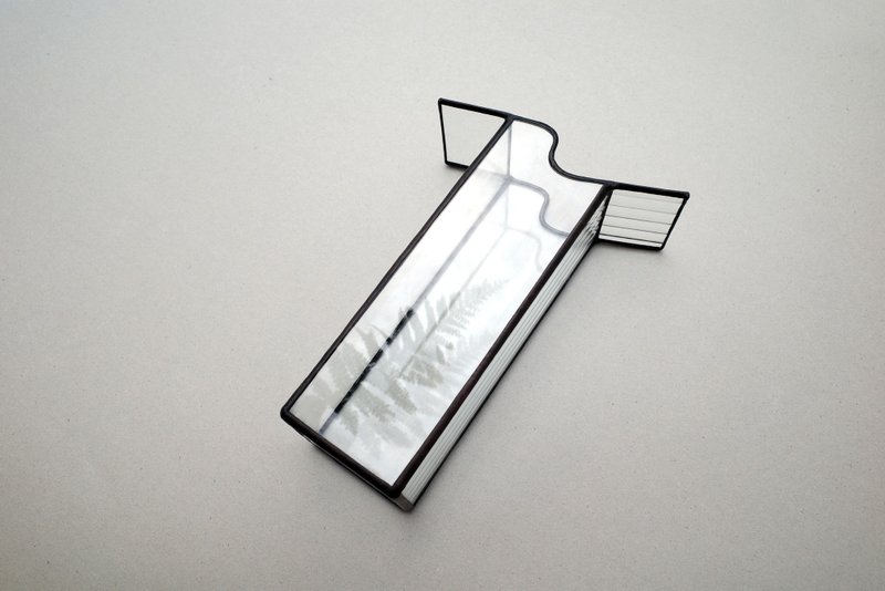 速写/玻璃花器/镶嵌玻璃/长型 - 花瓶/陶器 - 玻璃 透明