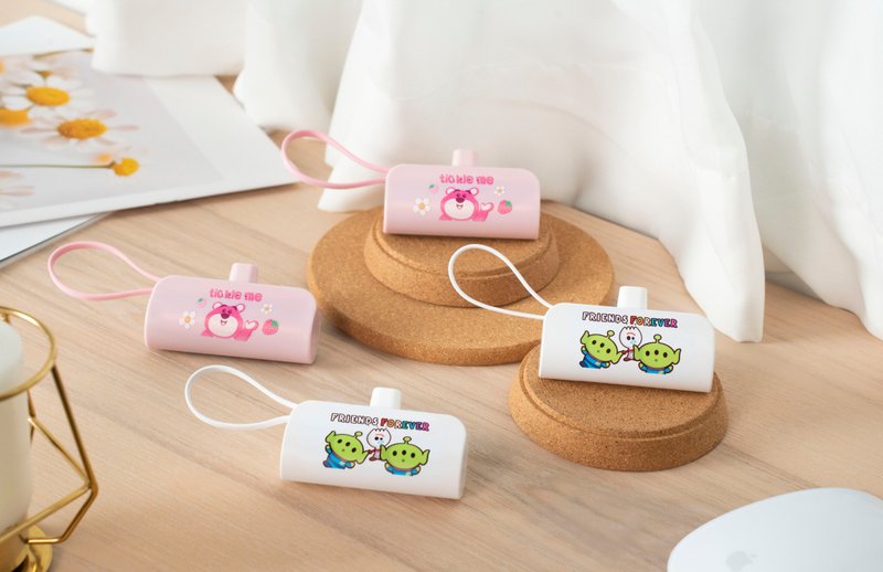 Jedi三眼怪 熊抱哥轻巧口袋电源 - 充电宝/传输线 - 塑料 多色