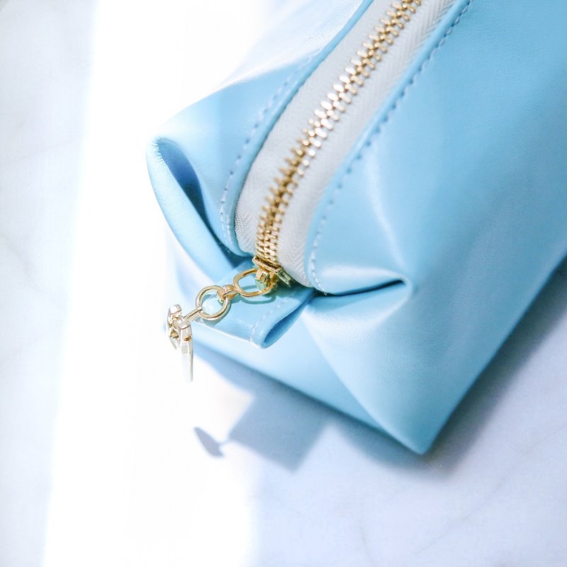 【定制化】 烫金名字 笔袋 大容量－浅蓝色皮革笔盒 - 铅笔盒/笔袋 - 人造皮革 蓝色