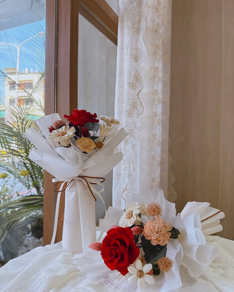 日本永生大玫瑰与木木花束 - 干燥花/捧花 - 植物．花 