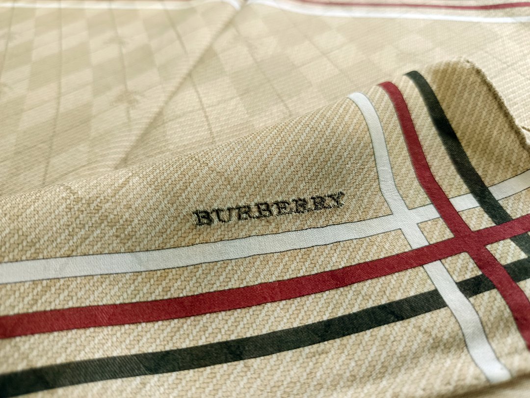 Burberry 古董手帕 口袋巾 菱格纹 21 x 20.5 英寸 - 手帕/方巾 - 棉 卡其色