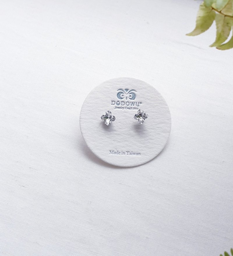 │晶钻系列│经典十字星晶钻抗敏耳针 - 耳环/耳夹 - 玻璃 白色