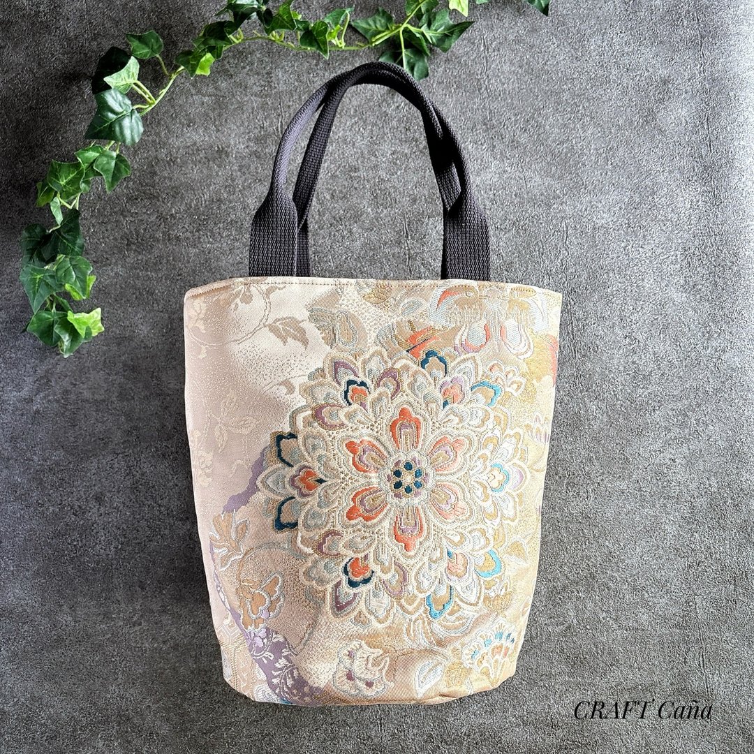 和服改造包 (花纹) 水桶型托特包 圆底包 - 手提包/手提袋 - 丝．绢 多色