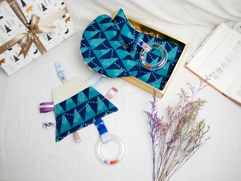 弥月礼盒:::八层纱口水巾 安抚巾 手摇铃 六层纱手帕│靛之鸽 - 满月礼盒 - 其他材质 蓝色