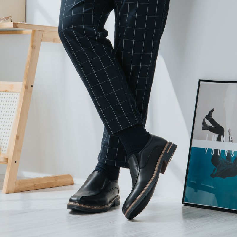 【率性百搭】MIT舒适休闲鞋。真皮。经典黑5612 - 男款皮鞋 - 真皮 黑色