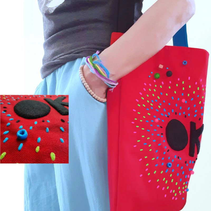 手工刺绣 可爱手工托特包，14 盎司帆布材质，独特设计，尺寸 12x13.5 英寸。 - 手提包/手提袋 - 其他材质 红色