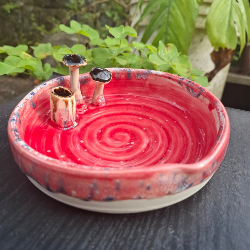 陶瓷香座/香氛盘/首饰盘/玄关钥匙盘/文具小物盘/居家摆饰/水盘 - 蜡烛/烛台 - 陶 多色