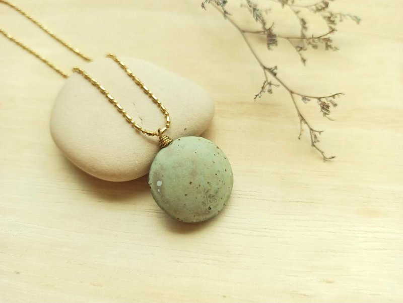 复古圆形香水瓶精油瓶陶项链(两种尺寸) - 项链 - 陶 蓝色