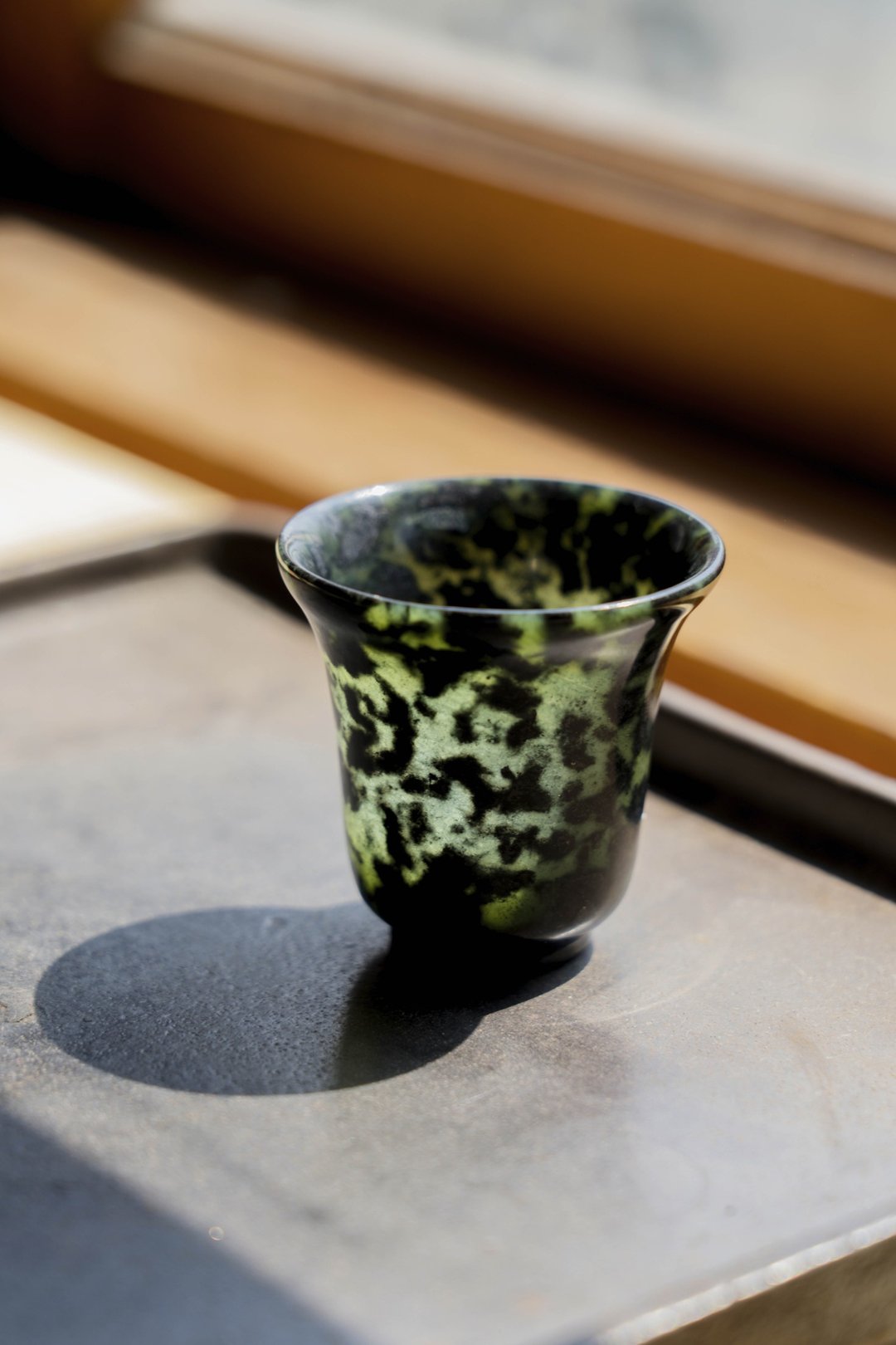台湾墨玉小酒杯 - 茶具/茶杯 - 玉石 