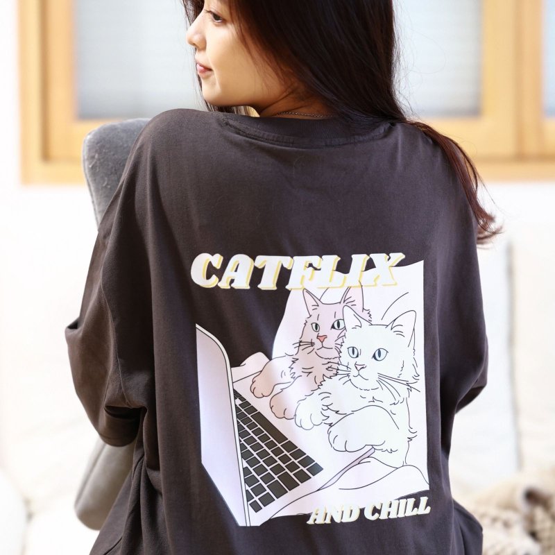 【CREEPS】Catflix and Chill 宽松重磅印花T恤 - 男装上衣/T 恤 - 棉 多色