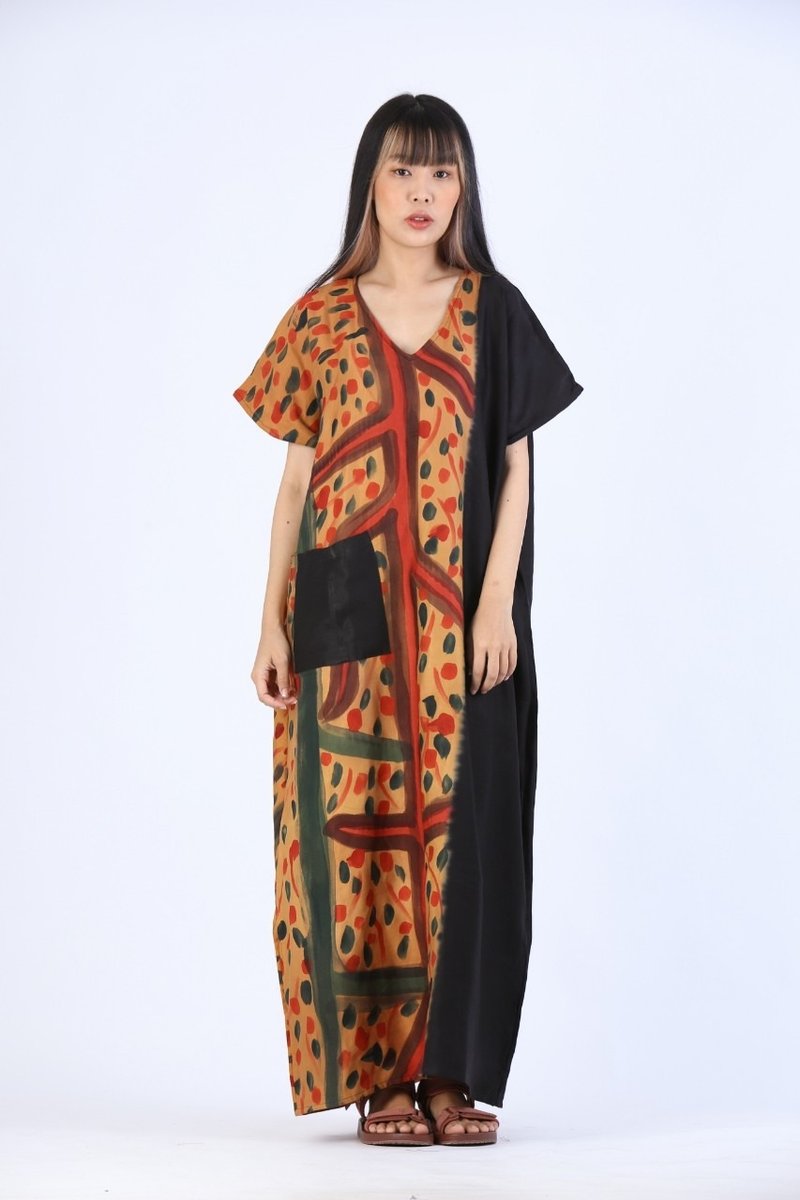 Kaftan Silk Linen V Nack Hand Paint Free Size - 洋装/连衣裙 - 棉．麻 咖啡色
