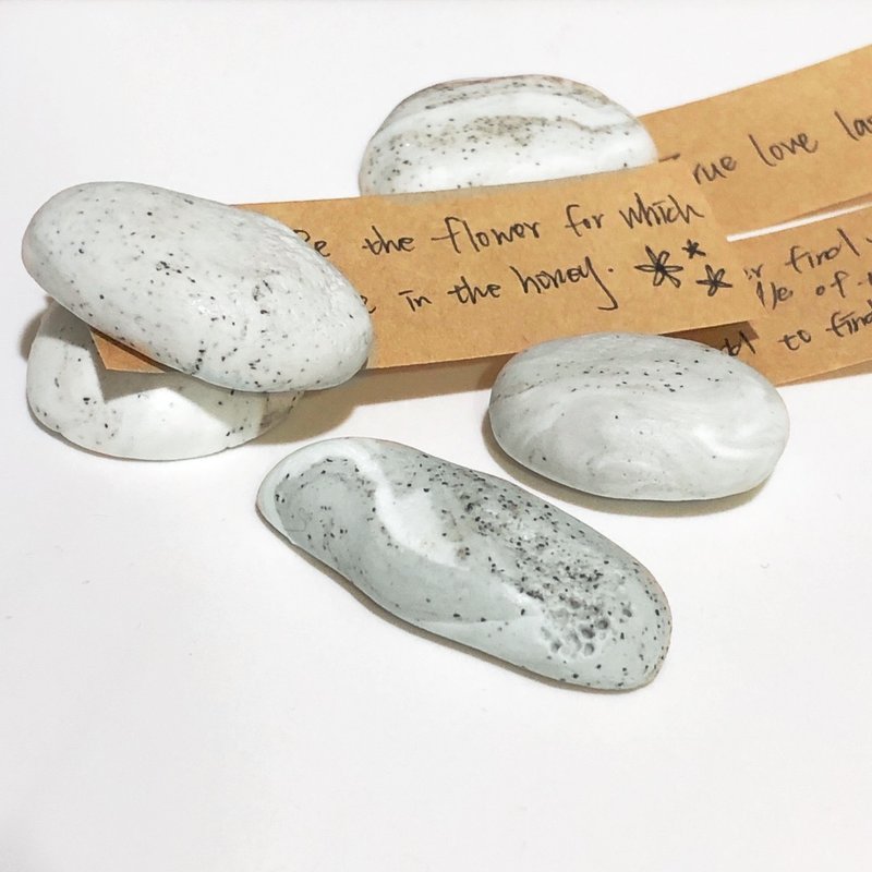 不老石│小石强力磁铁│手作仿石磁铁│轻黏土#沙质石-2 - 冰箱贴/磁贴 - 粘土 多色