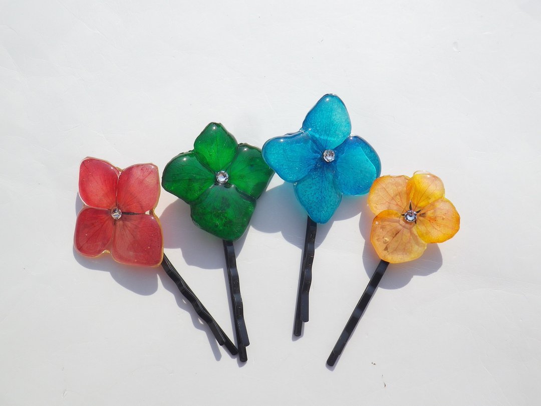 Annys workshop 幸福手作饰品，绣球花发夹 (现货) - 发饰 - 塑料 