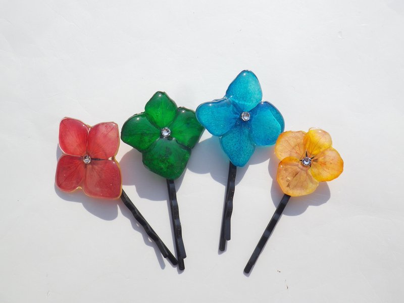 Annys workshop 幸福手作饰品，绣球花发夹 (现货) - 发饰 - 塑料 