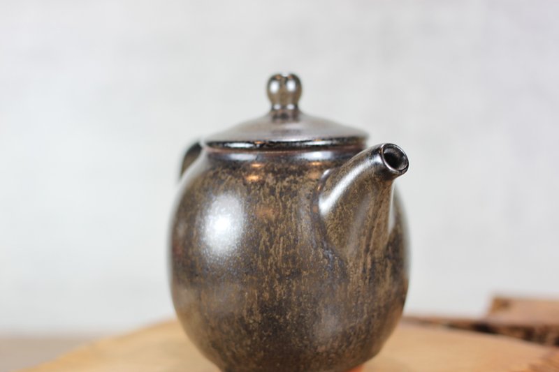 【沐春生活】200ml 天目釉 手拉坯茶壶 陶艺名家叶敏祥作品 - 茶具/茶杯 - 瓷 