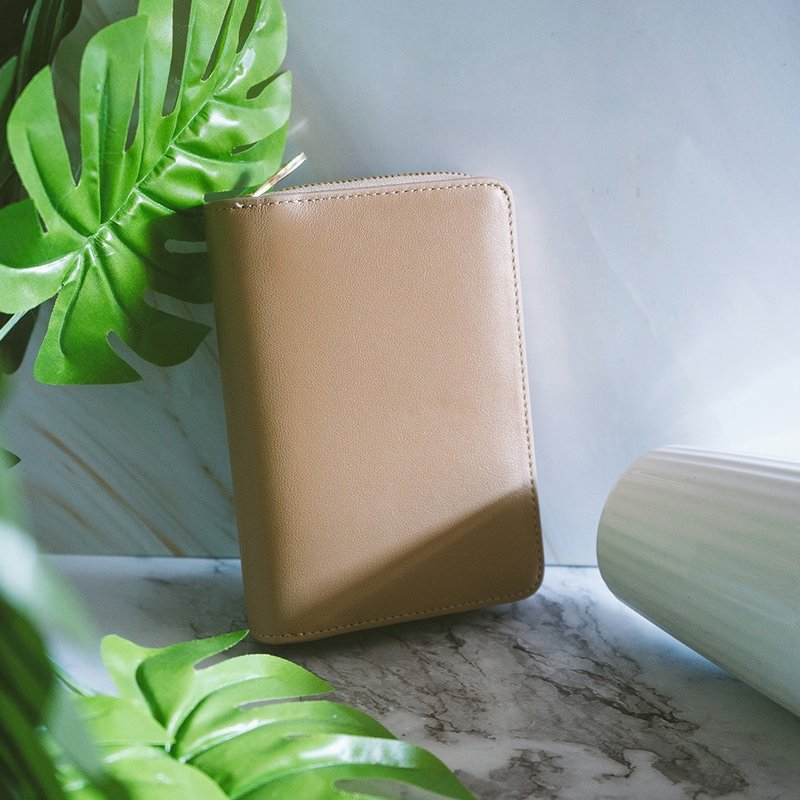 真皮率真质感中夹 X0100 奶茶N - 皮夹/钱包 - 真皮 卡其色