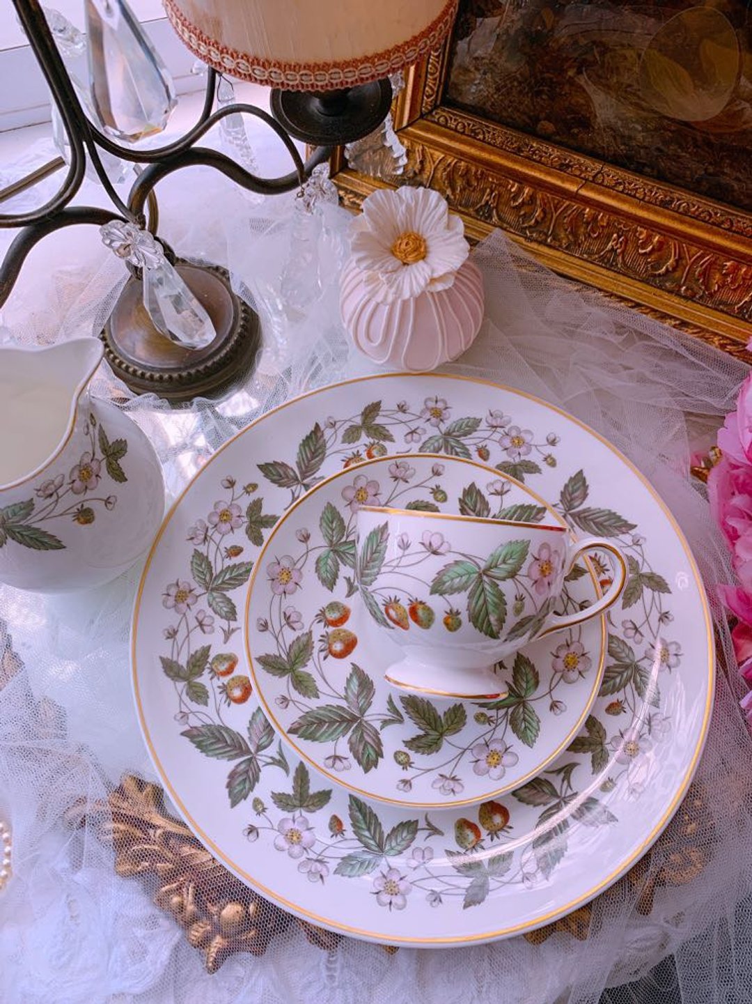 英国制骨瓷 wedgwood 1902年野草莓第一版图 库存品 花茶杯两件组 - 茶具/茶杯 - 瓷 多色