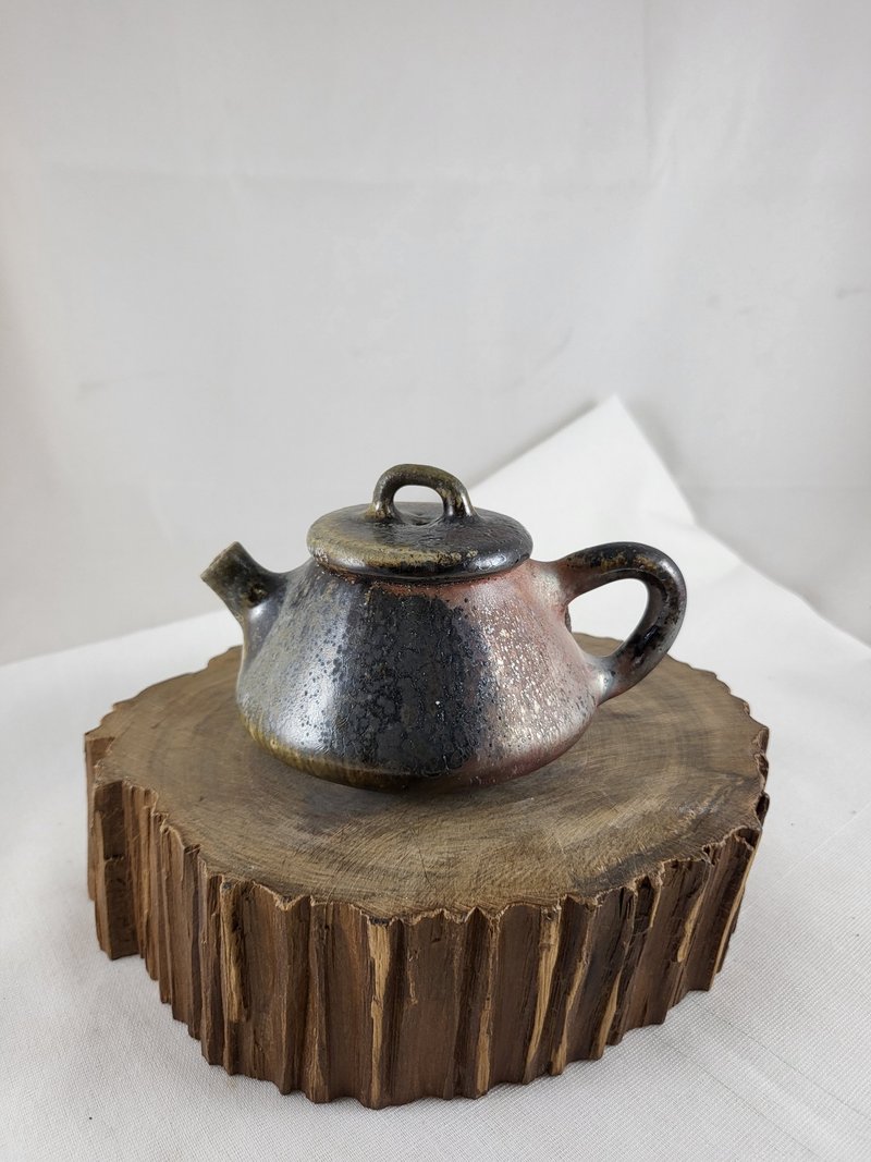 柴烧七日烧手工石瓢壶 - 茶具/茶杯 - 陶 咖啡色