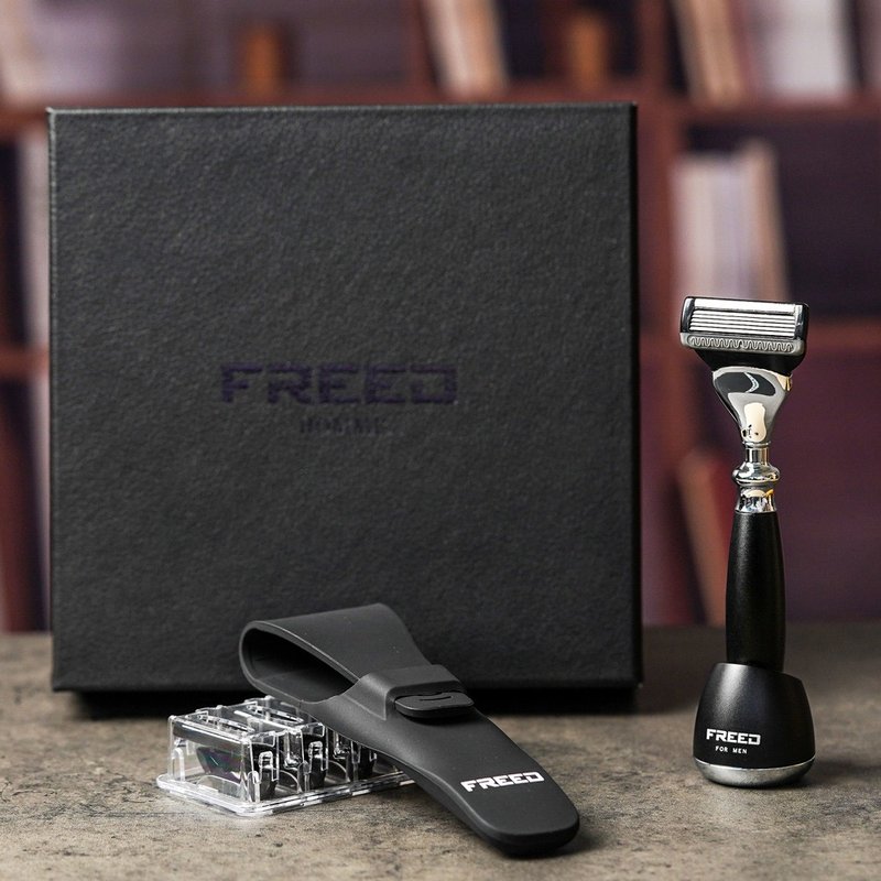 【FREED】五刀刮胡刀尊爵礼盒 极致黑 定制刻字 父亲节 七夕 送礼 - 男性清洁护肤品 - 铝合金 黑色