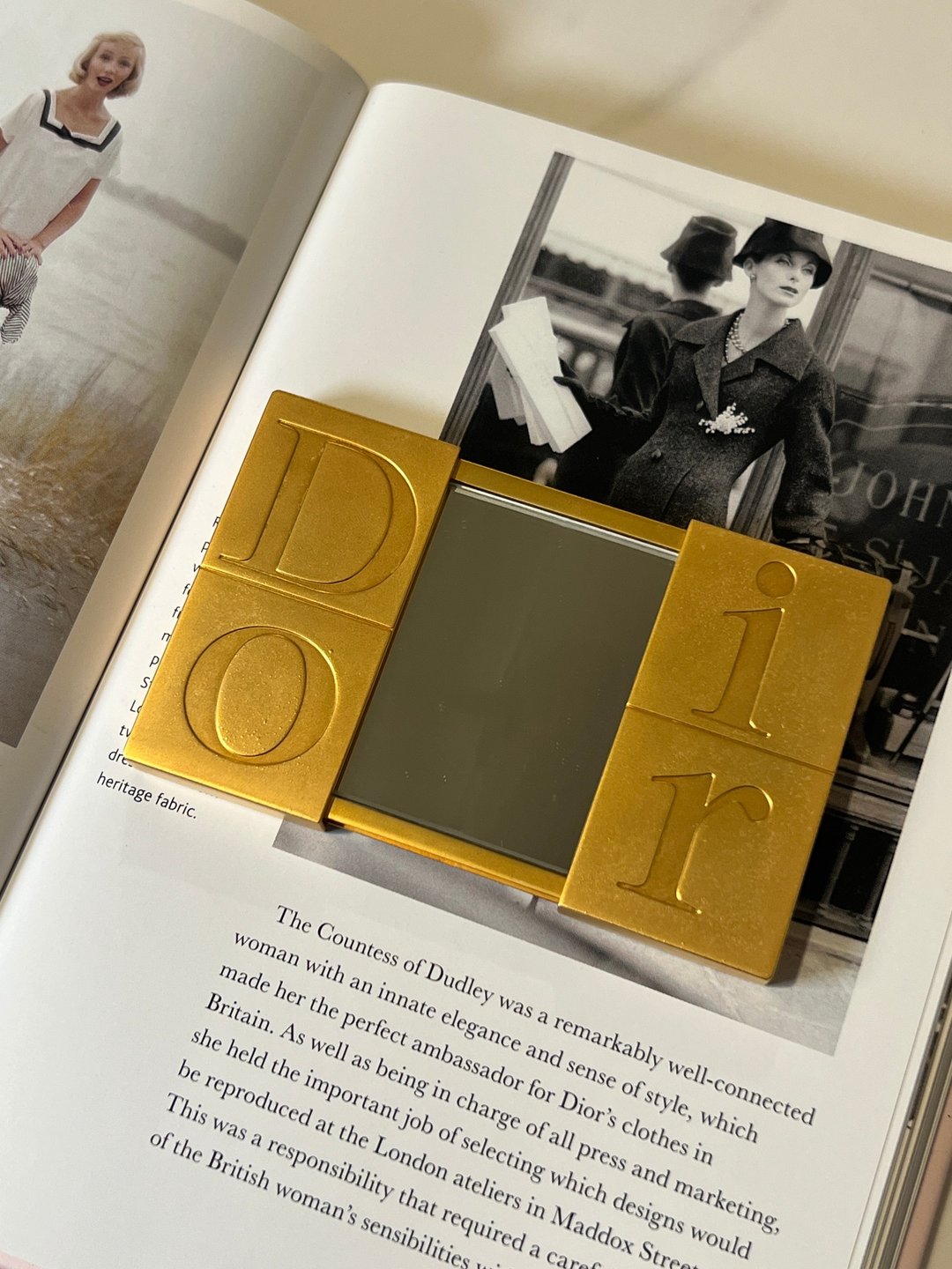 Dior稀有金色中古口袋镜子 原装防尘袋 左右开关 日本中古vintage - 其他 - 其他金属 金色