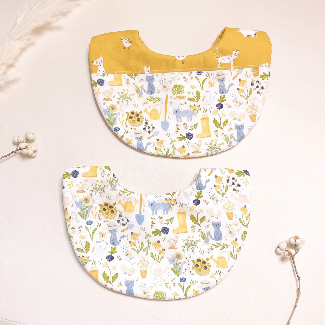 拼接花园猫围兜 围兜兜 围兜 手作围兜 围兜 弥月礼盒 handmade - 围嘴/口水巾 - 棉 黄色