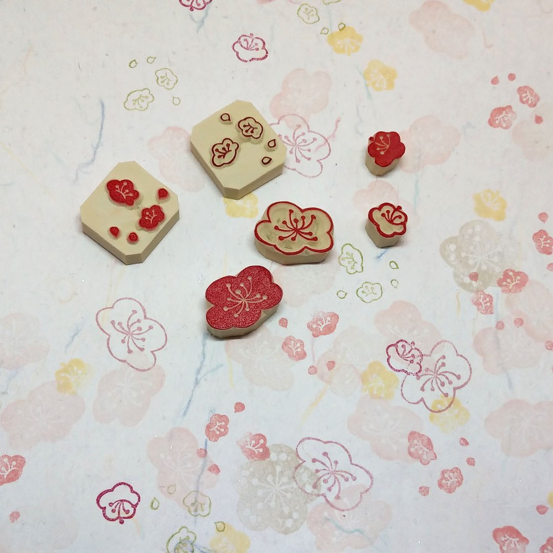 | 展示作品 | 全系列 - 梅花阴阳套色 手刻印章 橡皮章 - 印章/印台 - 木头 粉红色